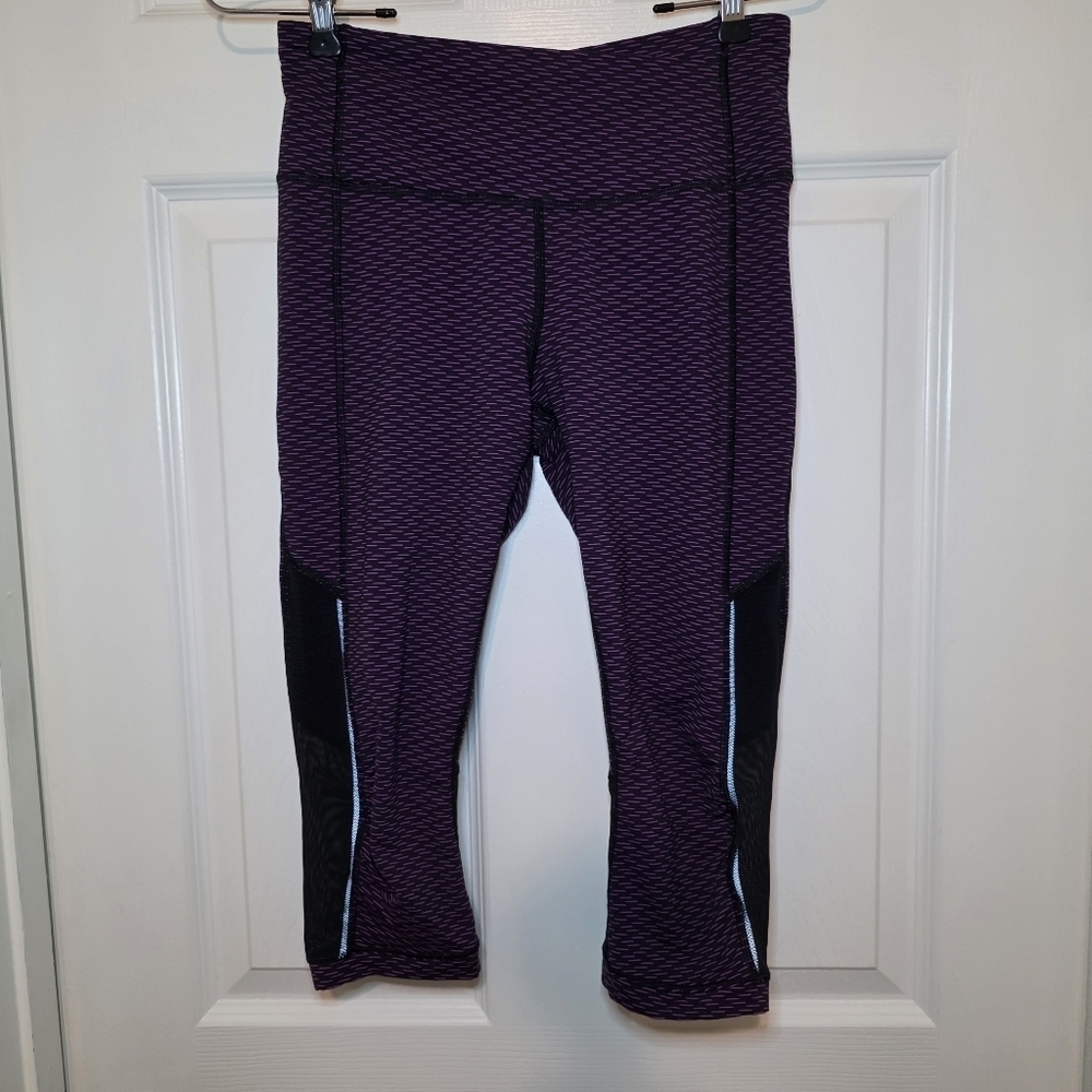 LULULEMON ATHLETICA GEAR UP SCORE JACQUARD PURPLE BLACK MESH CROP LEGGINGS SZ 6